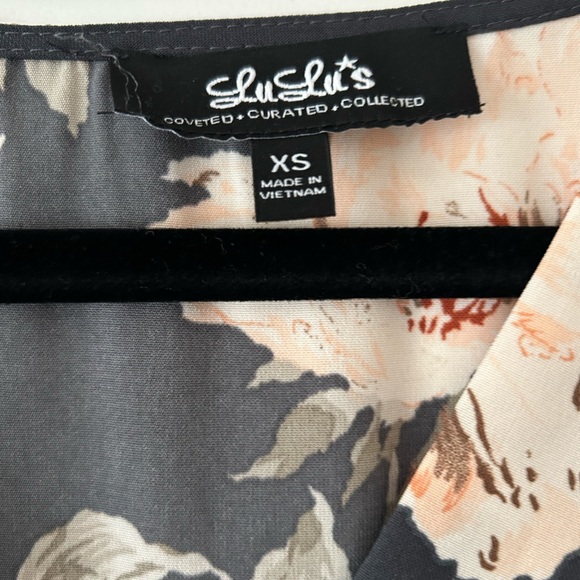 Floral Romper - Picture 4 of 4